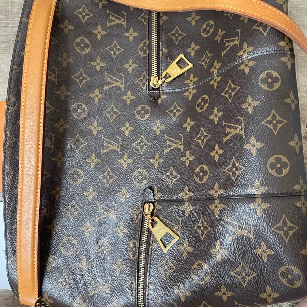 Louis Vuitton Melie - Picture 3 of 16